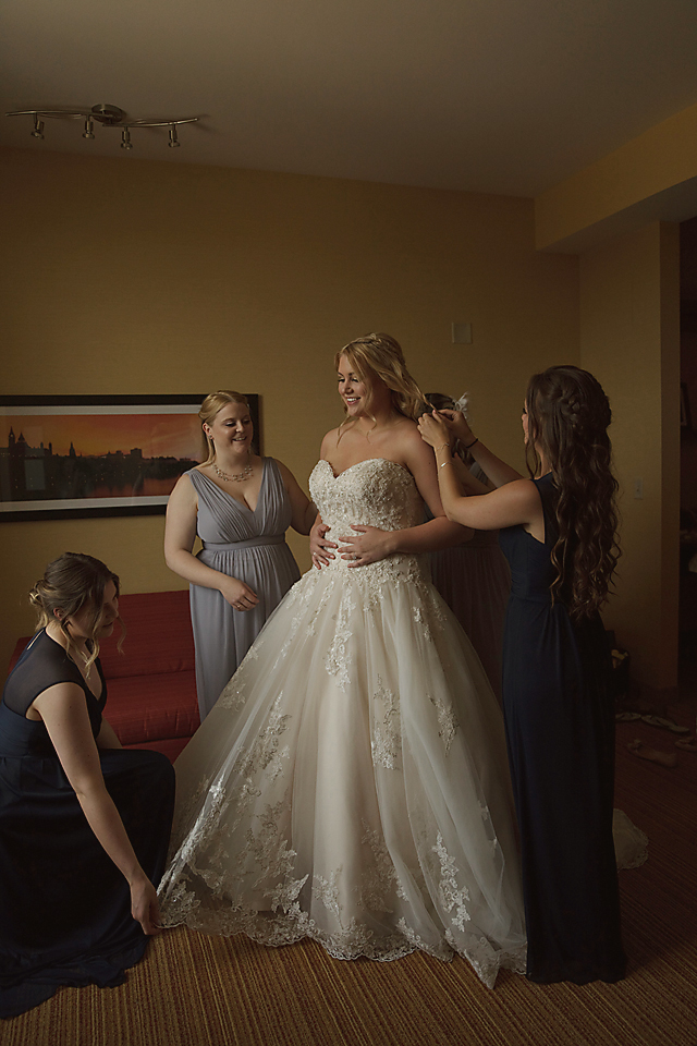 Same sex wedding photography Ottawa - Eva Hadhazy Photographer Ottawa Sidedoor restaurant weddings