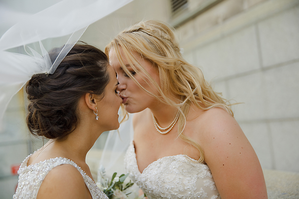 Same sex wedding photography Ottawa - Eva Hadhazy Photographer Ottawa Sidedoor restaurant weddings