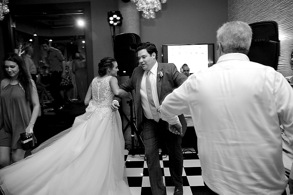 same sex wedding photography Ottawa - Eva Hadhazy Photographer Ottawa Sidedoor restaurant weddings