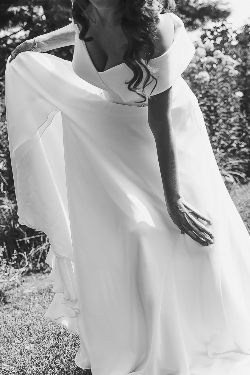 black and white editorial wedding photographer eva hadhazy strathmere weddings