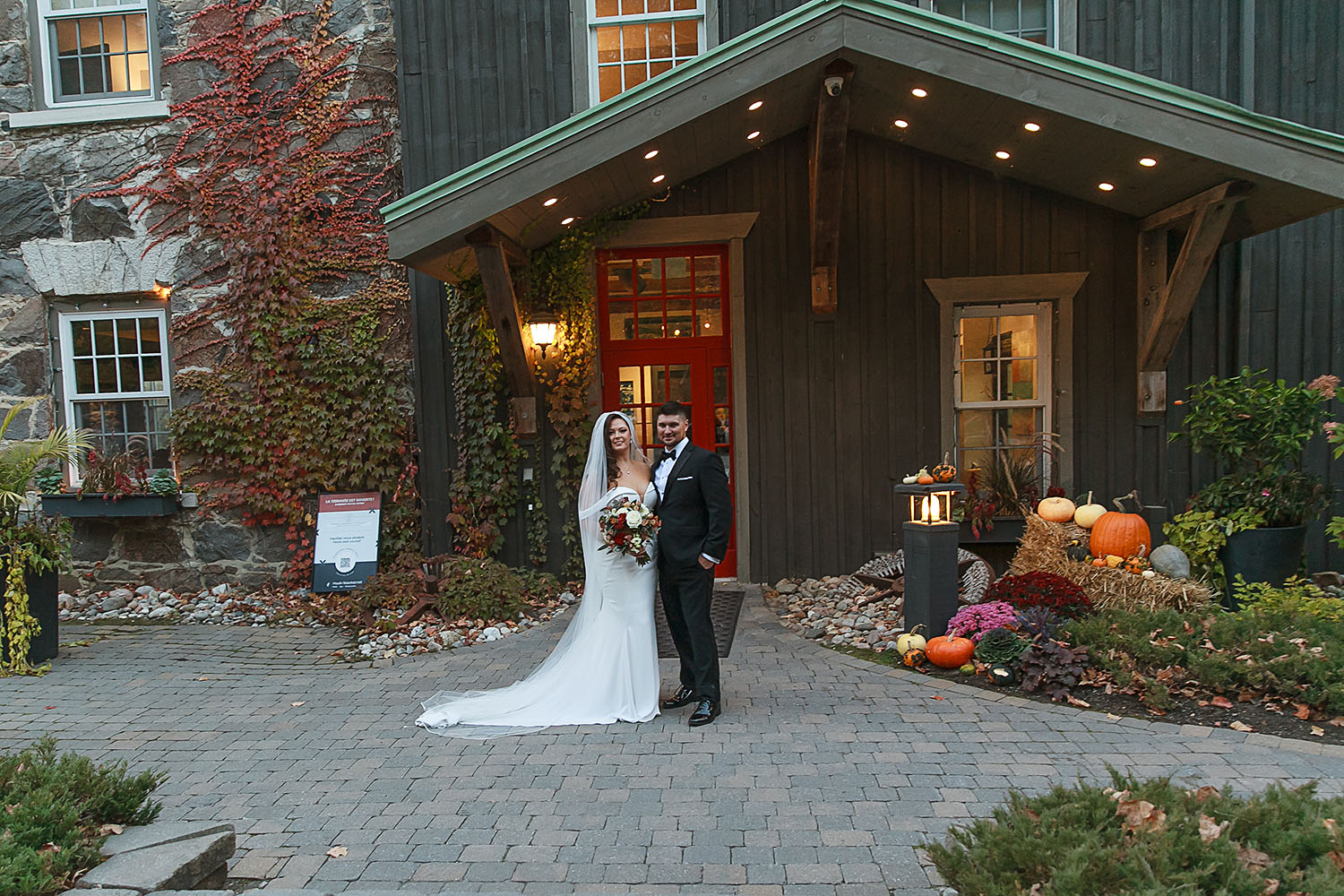 Wakefiled Mill and Wakefiled wedding photos