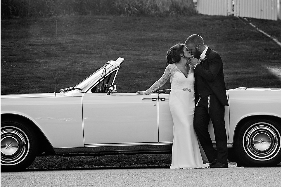 Ottawa-micro-wedding-photographer-Eva-Hadhazy