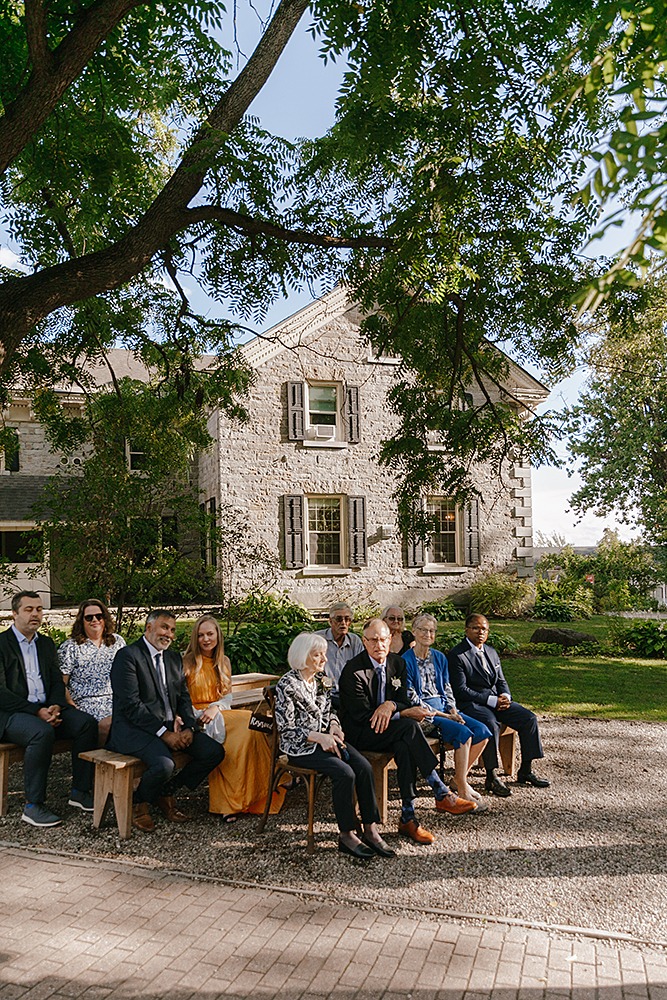 guests are waiting for bride to arrive