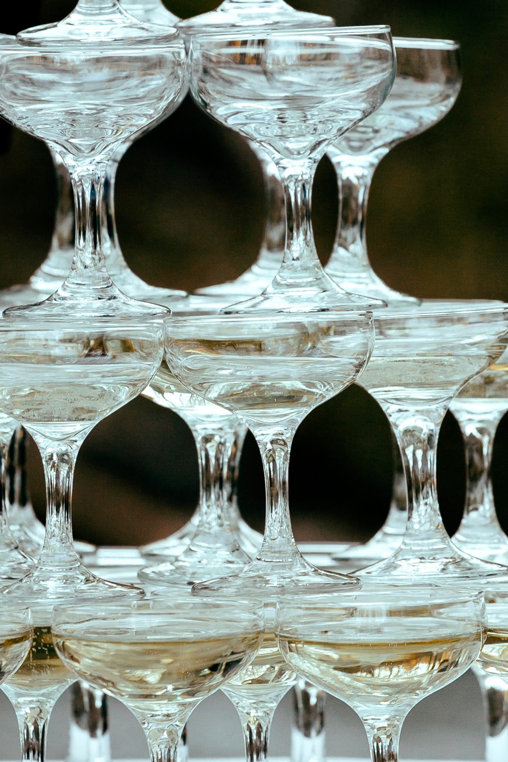close up picture of champagne glasses